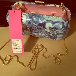 Lilly Pulitzer GWP Blue Clutch NWT